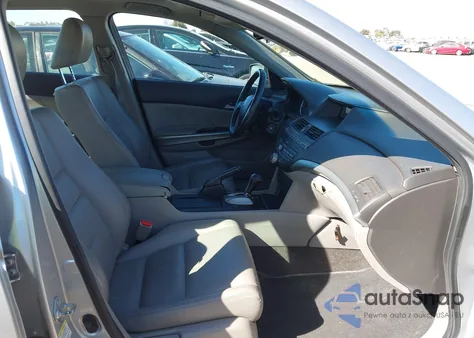 2010 Honda Accord 2.4 Ex-L from USA, damaged, VIN 1HGCP2F80AA005326